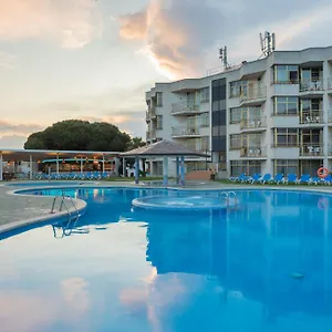 https://bolero-park-lloret-de-mar-17310.topcostabravahotels.com